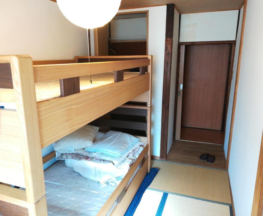 Guesthouse Oasis Осака Экстерьер фото